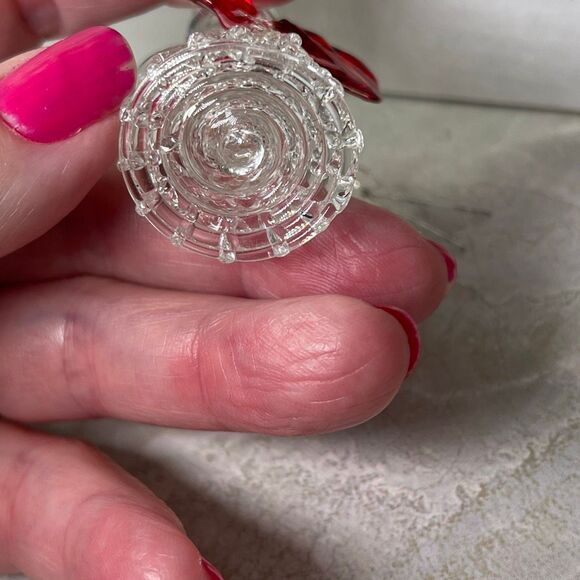 Vintage 2” hand blown spun glass Angel holding a heart ornament. - Picture 4 of 6